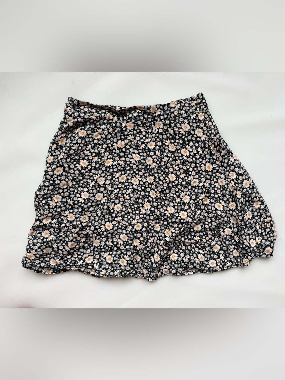 Dress Forum LA Women's Floral Flared Short Skirt Skort Size Extra Small Petite